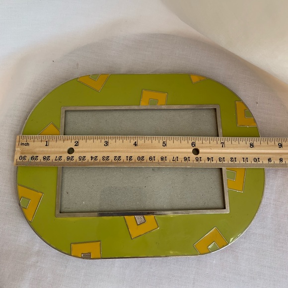✨SOLD✨ Geometric Green and Yellow/Orange Metal Picture Frame for 4x6” photo - Picture 3 of 7